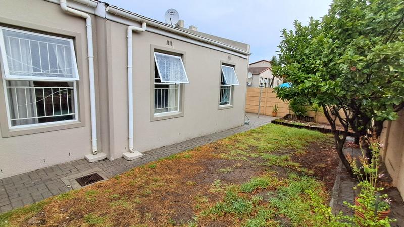 To Let 3 Bedroom Property for Rent in Parow North Western Cape